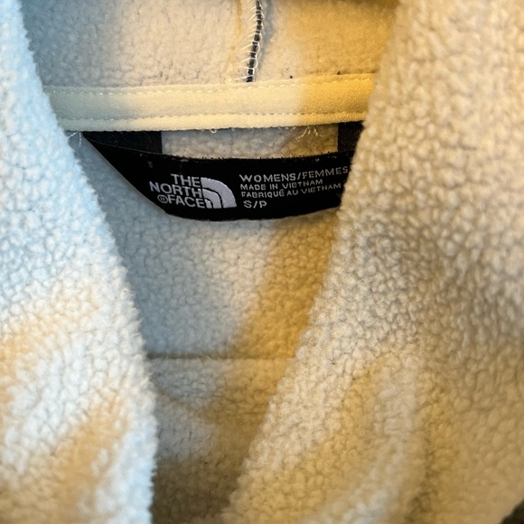 The North Face pullover - Picture 3 of 6